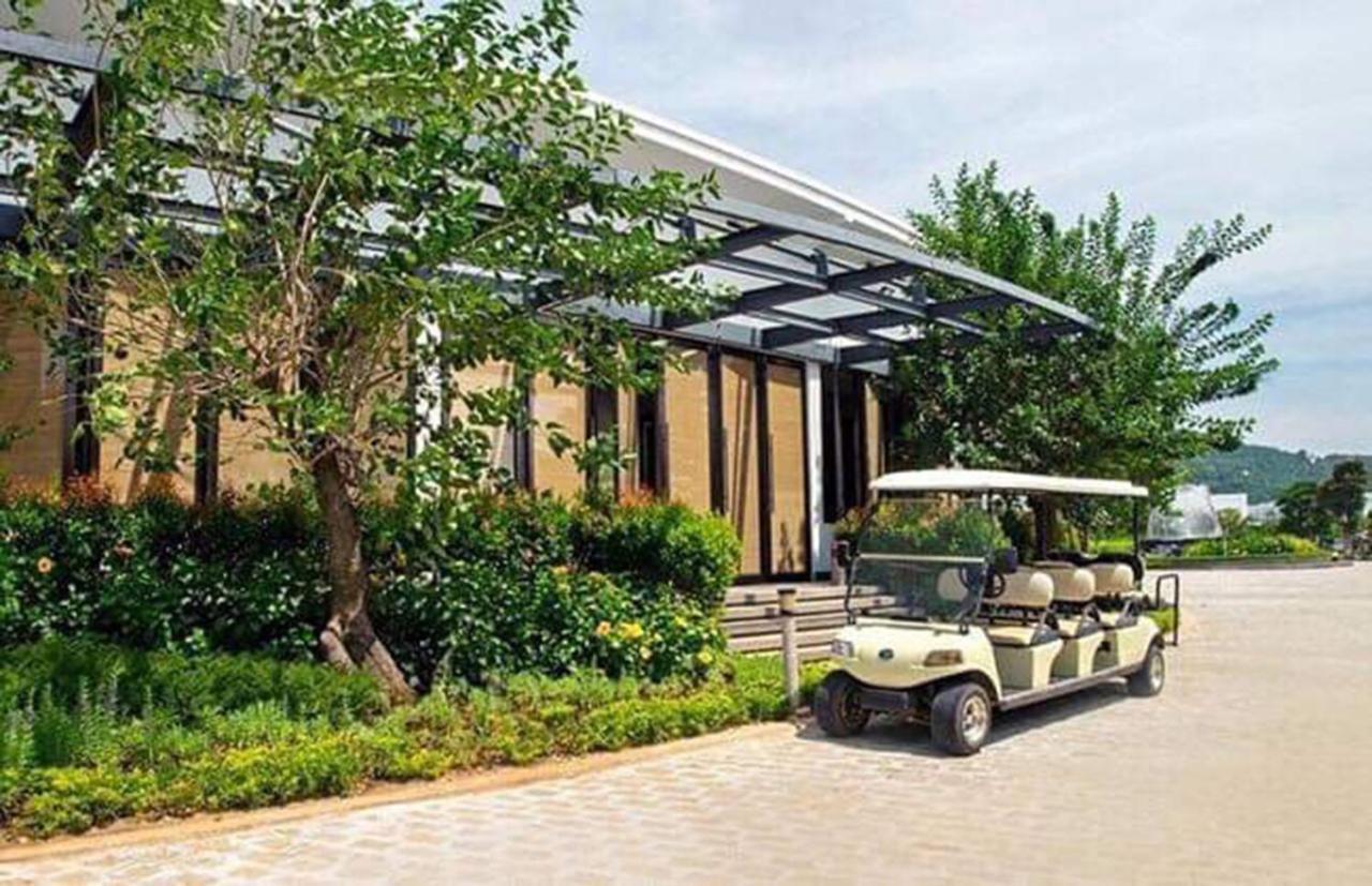 Okinawa Villas And Beach Club - Oceanami Resort Long Hải Exterior foto