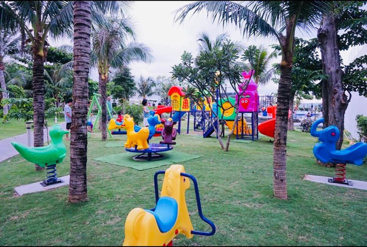 Okinawa Villas And Beach Club - Oceanami Resort Long Hải Exterior foto